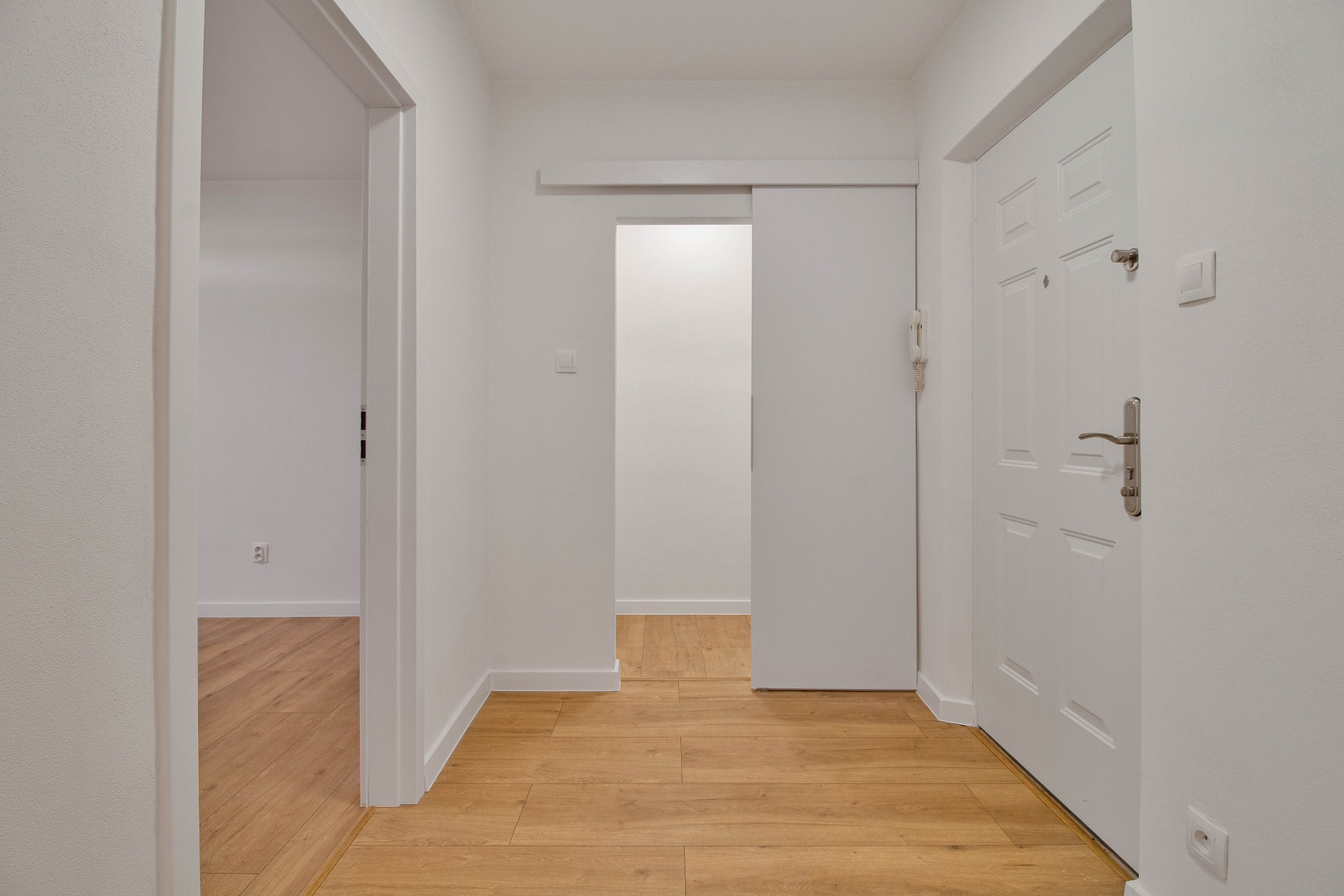 Rekonštrukcia bytu Karpatská — Banská Bystrica — fotka 10
